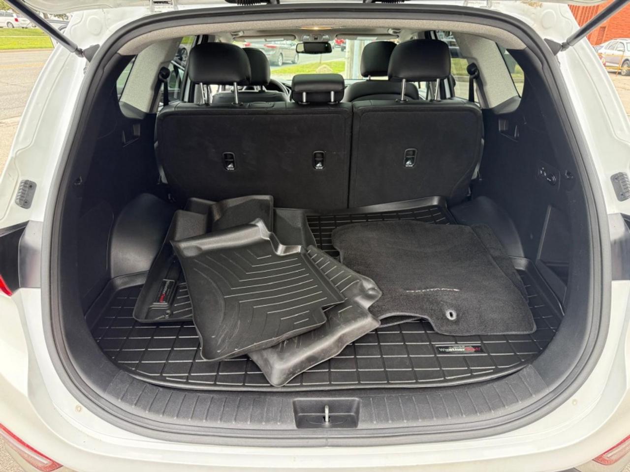 2020 Hyundai Santa Fe SEL AWD /LEATHER /PANO SUNROOF / CARPLAY - Photo #20