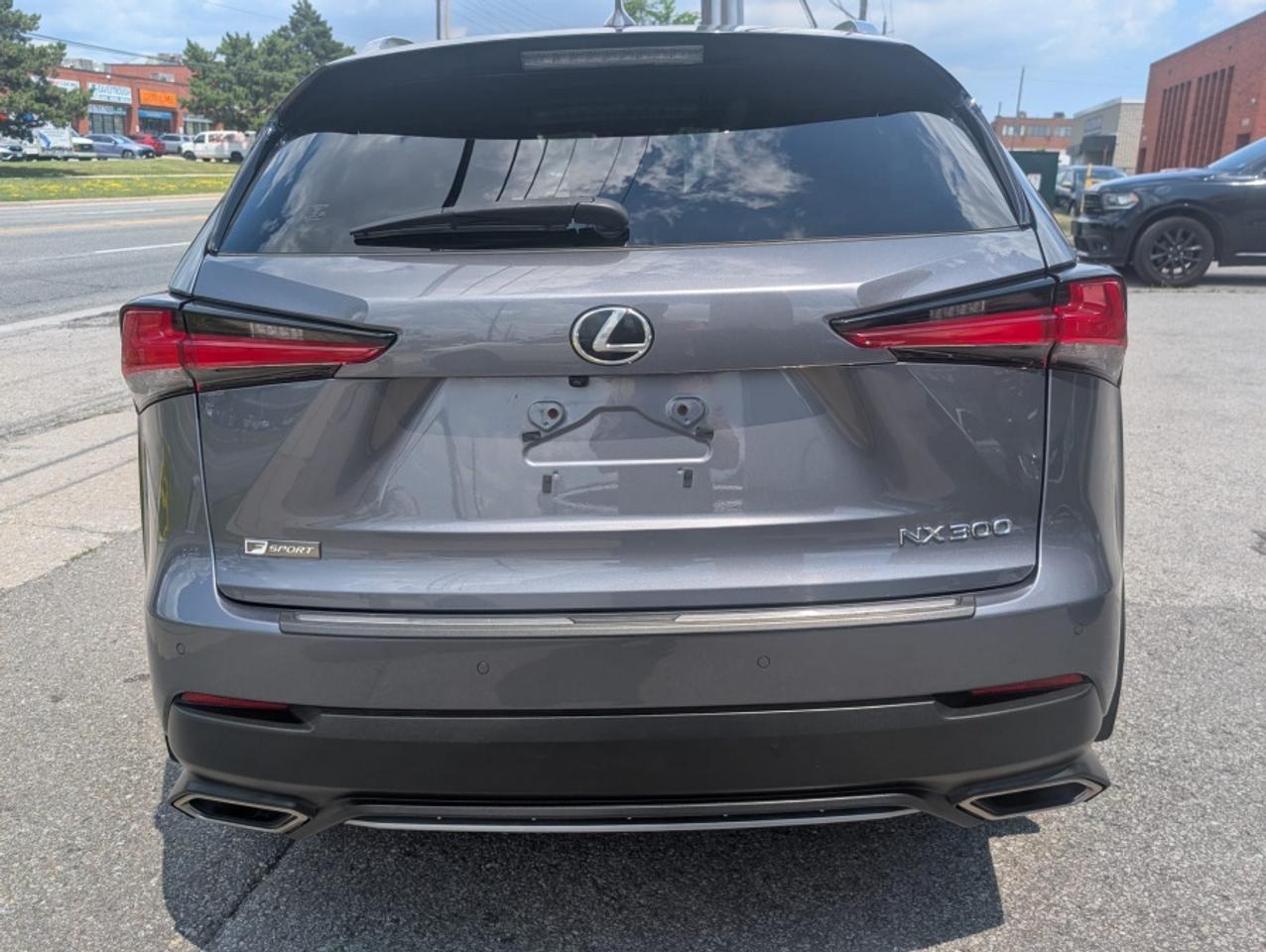 2018 Lexus NX 300 F-SPORT * RED & BLACK LEATHER * SUNROOF * NAVIGATI - Photo #6