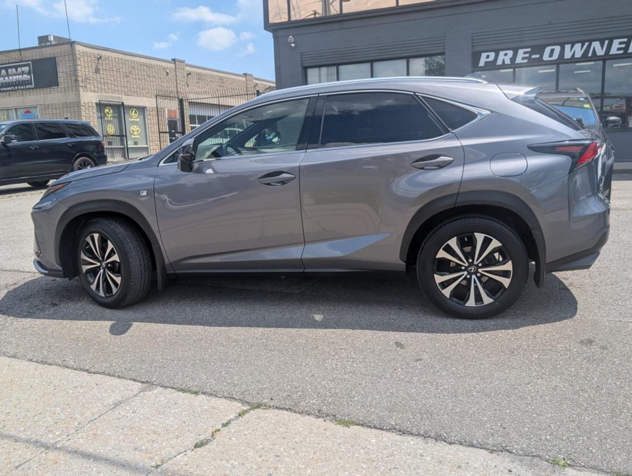 2018 Lexus NX 300 F-SPORT * RED & BLACK LEATHER * SUNROOF * NAVIGATI Photo