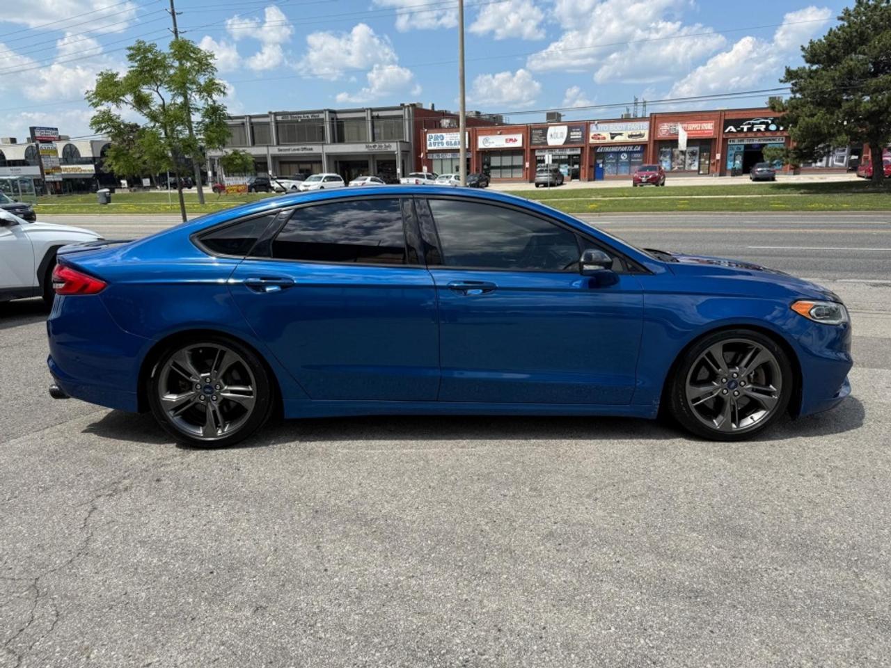 2018 Ford Fusion V6 SPORT AWD * NAVI * SUNROOF * REAR SPOLIER * Photo