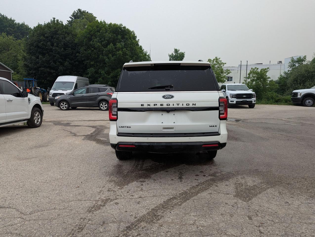 2022 Ford Expedition LIMITED MAX 4X4 Photo4