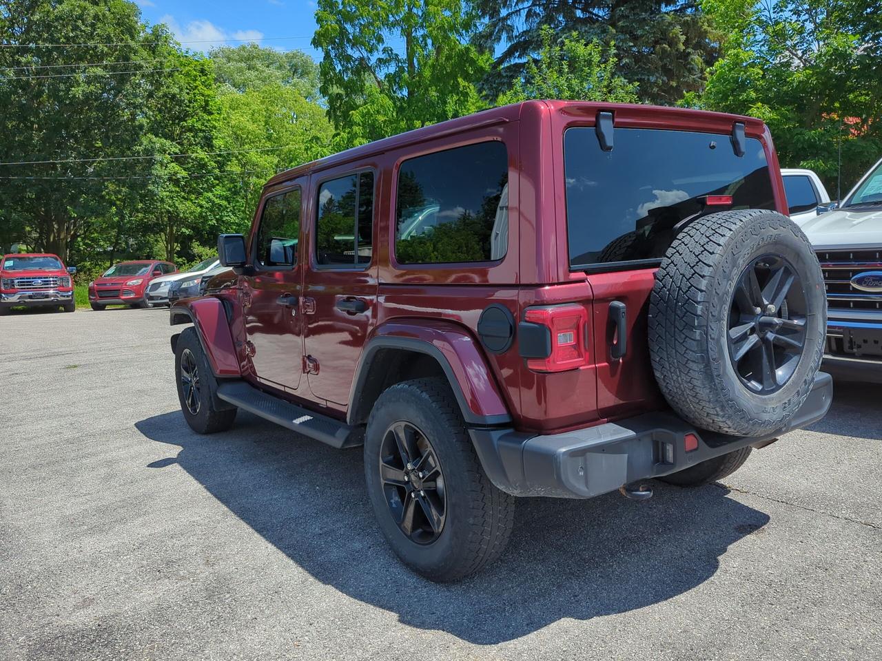 2021 Jeep Wrangler Unlimited Sahara Altitude 4x4 Photo3