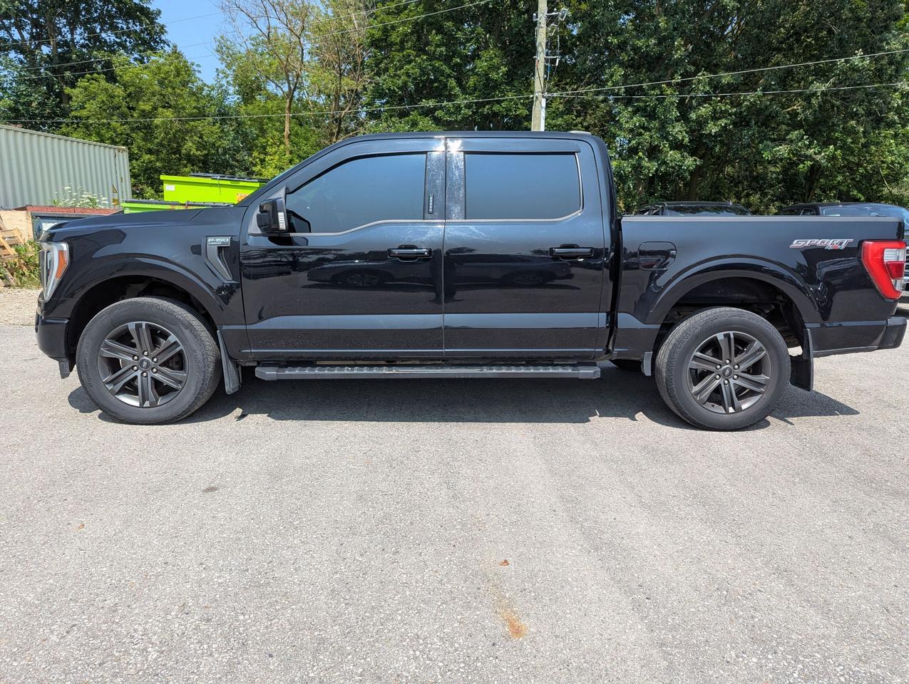 2021 Ford F-150 Lariat 4WD SuperCrew 5.5' Box Photo2