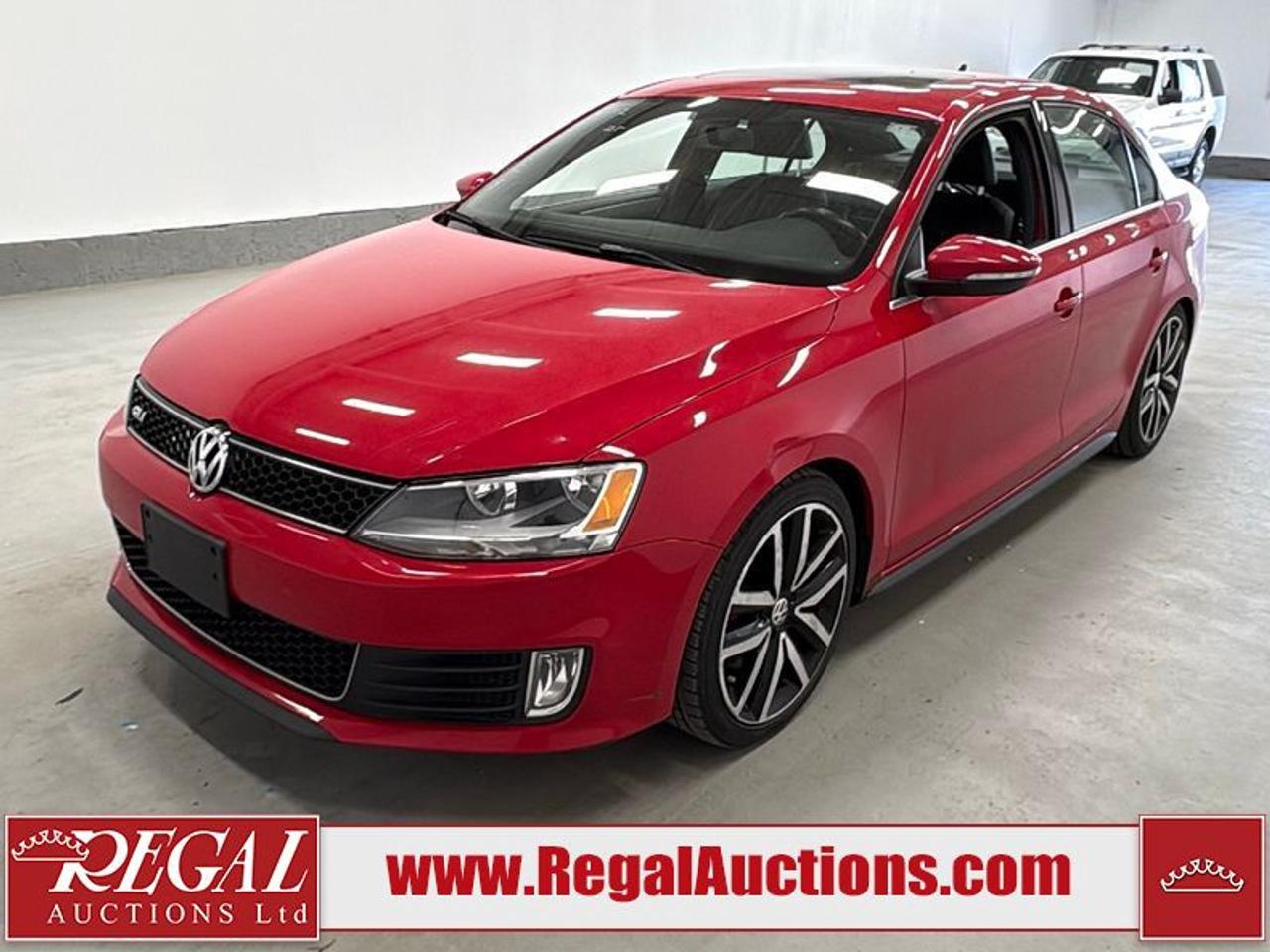 OFFERS WILL NOT BE ACCEPTED BY EMAIL OR PHONE - THIS VEHICLE WILL GO ON TIMED ONLINE AUCTION on Tuesday July 14.<br><br/>VEHICLE DESCRIPTION <br/>Stock #: 43279 <br/>Lot #: 405DTX <br/>Reserve Price: Unreserved <br/>CarProof Report: Available at www.RegalAuctions.com <br/><br/>IMPORTANT DECLARATION <br/>Dealership Trade-In: Unit was traded in and is being sold on behalf of a franchise dealership. <br/>Unreserved: This vehicle has no reserve price and will sell to the highest bid. <br/>Claim History: Claim History. <br/> *EXTRA TIRES IN BACK*  <br/>Active Status: This vehicles title is listed as Active Status. <br/> Live Online Bidding: This vehicle will be available for bidding over the internet, visit www.RegalAuctions.com to register. <br/> <br/>The simple solution to selling your car or truck. Bring your clean vehicle in with your Drivers License and current Registration and well put it on the auction block at our next sale.<br/><br/>www.RegalAuctions.com