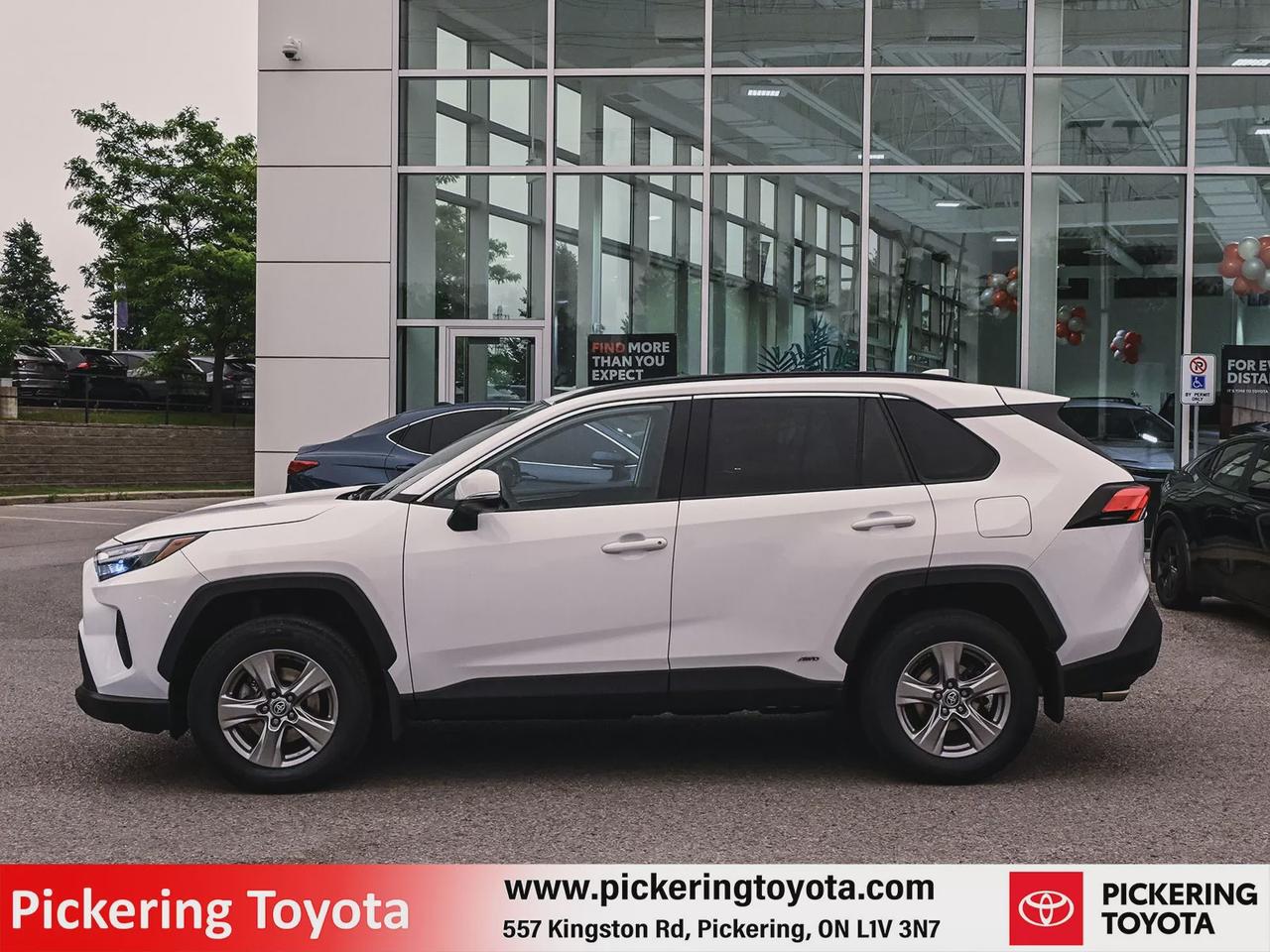 2024 Toyota RAV4 Hybrid XLE Photo
