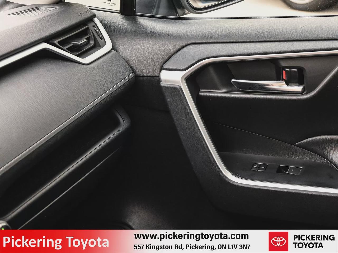 2024 Toyota RAV4 Hybrid XLE Photo