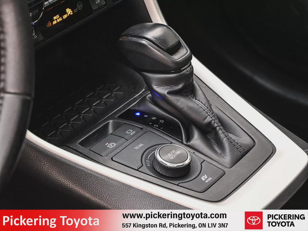 2024 Toyota RAV4 Hybrid XLE Photo