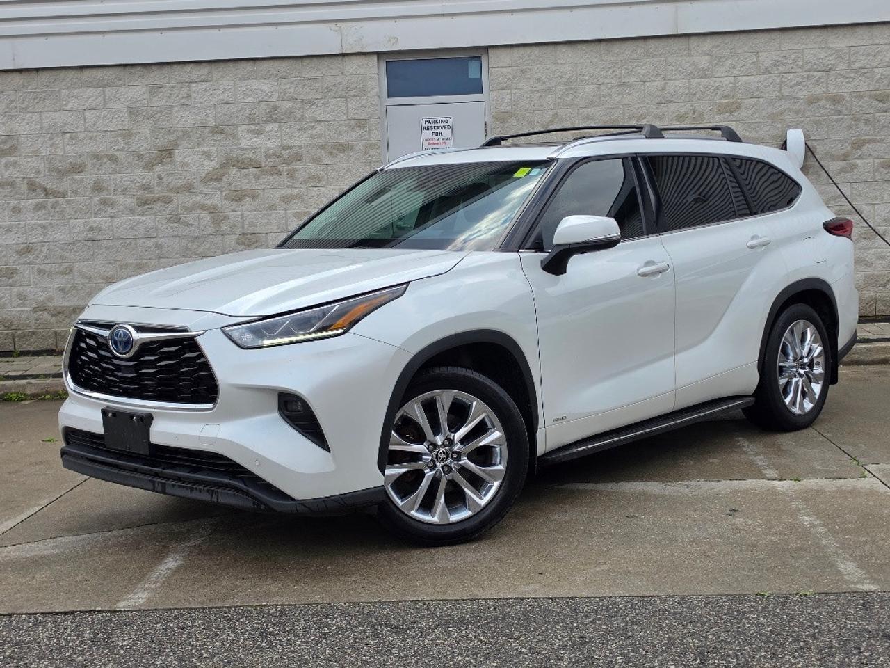 Used 2023 Toyota Highlander HYBRID LIMITED-AWD-FULLY LOADED-CLEAN CARFAX-CERTIFIED for sale in Toronto, ON