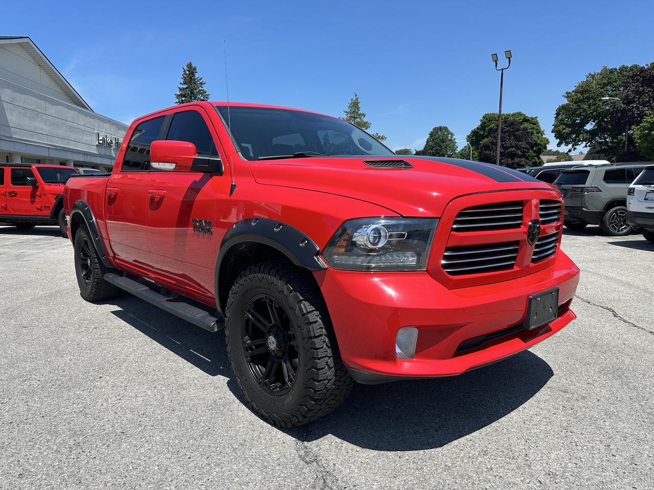 <p>You simply do not find 2016 models in this condition anymore. Between the low mileage, spotless interior and upgraded RSS wheels with BFG tire package. It has been tastefully upgraded with a premium stance while being meticulously maintained. If you have been looking for a mid-sized-budget truck that feels and drives like new. this is the one.</p><p>&nbsp;</p>