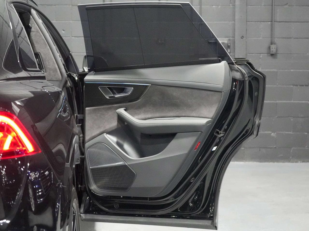 2022 Audi SQ8 SQ8 PERMIUM PLUS|AWS|HUD|B&O|360|PANO|MASSAGE| Photo