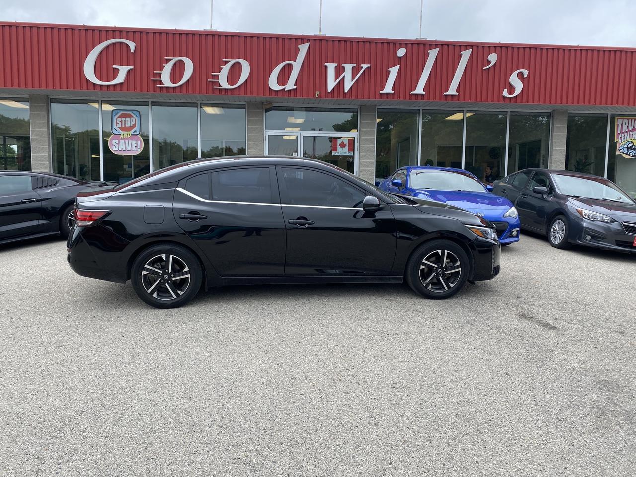 2024 Nissan Sentra SV, REMOTE START, CLEAN CARFAX, CARPLAY! Photo