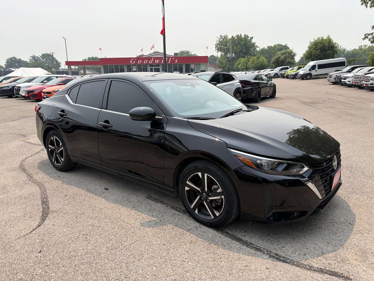 2024 Nissan Sentra SV, REMOTE START, CLEAN CARFAX, CARPLAY! - Photo #2