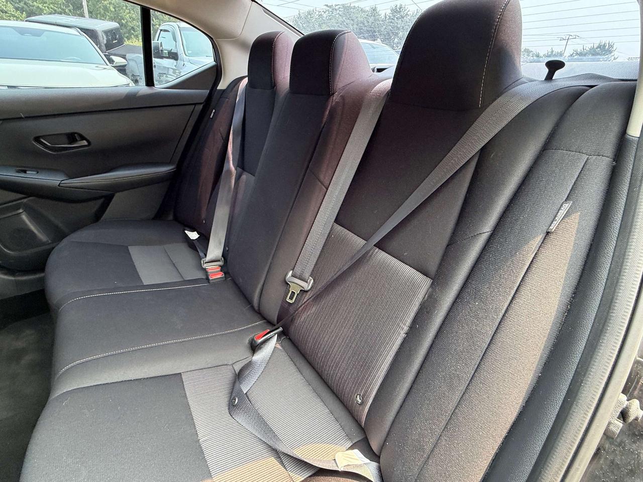 2024 Nissan Sentra SV, REMOTE START, CLEAN CARFAX, CARPLAY! Photo
