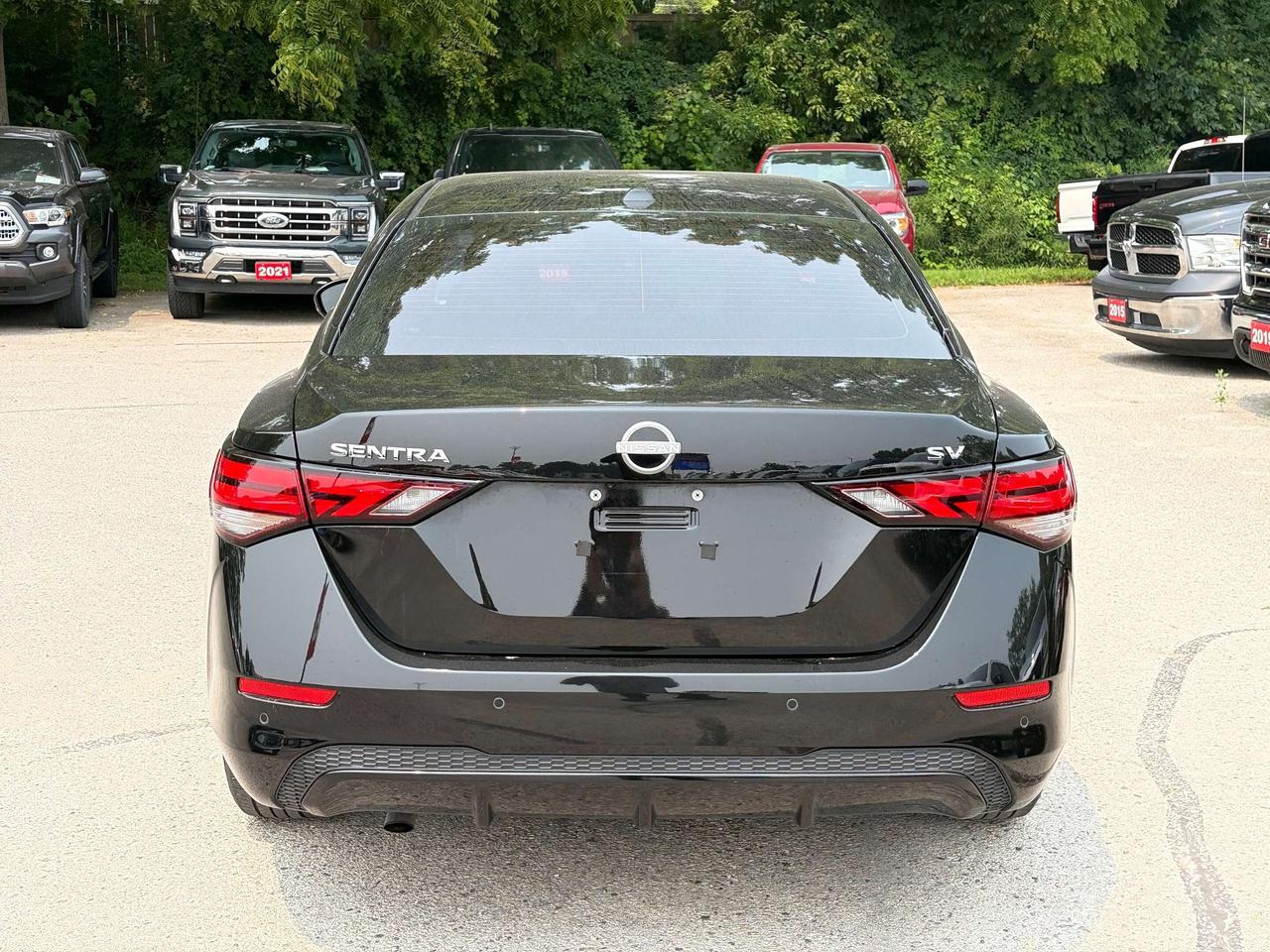 2024 Nissan Sentra SV, REMOTE START, CLEAN CARFAX, CARPLAY! Photo