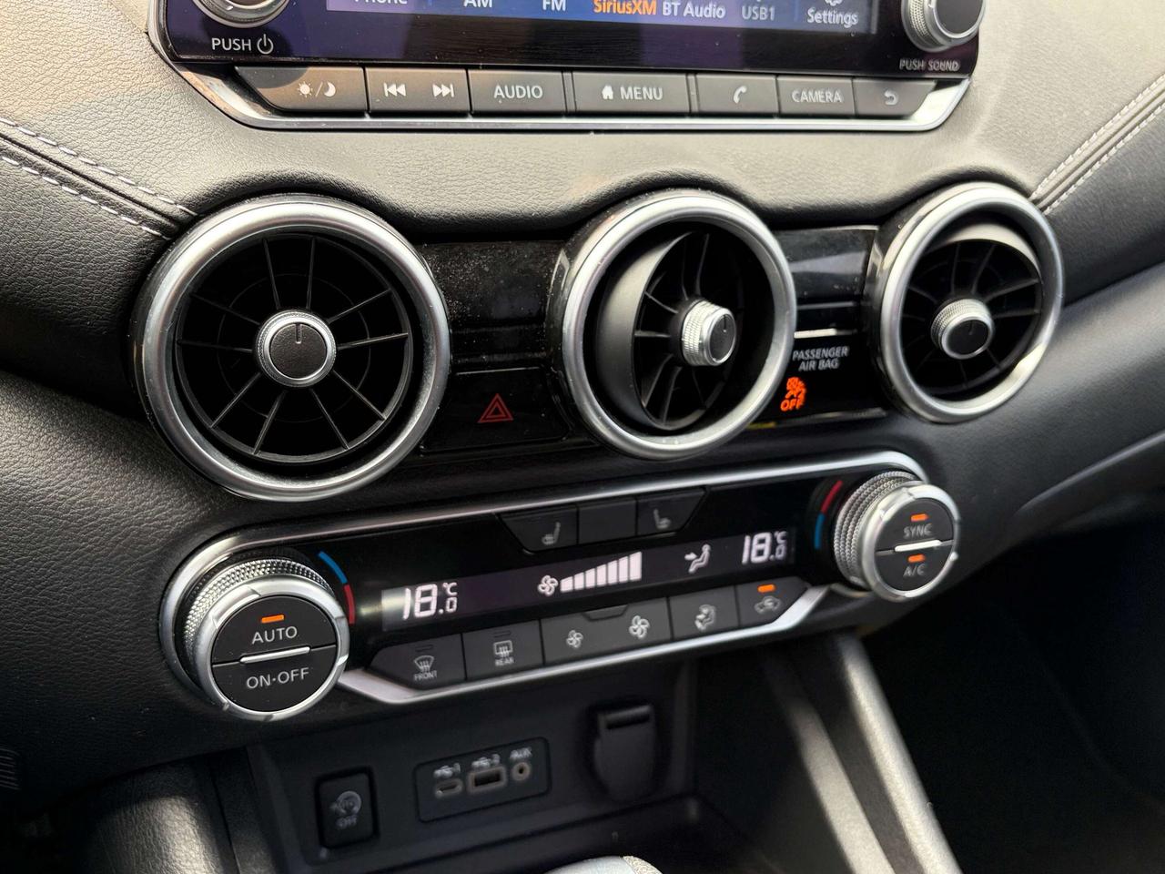 2024 Nissan Sentra SV, REMOTE START, CLEAN CARFAX, CARPLAY! Photo
