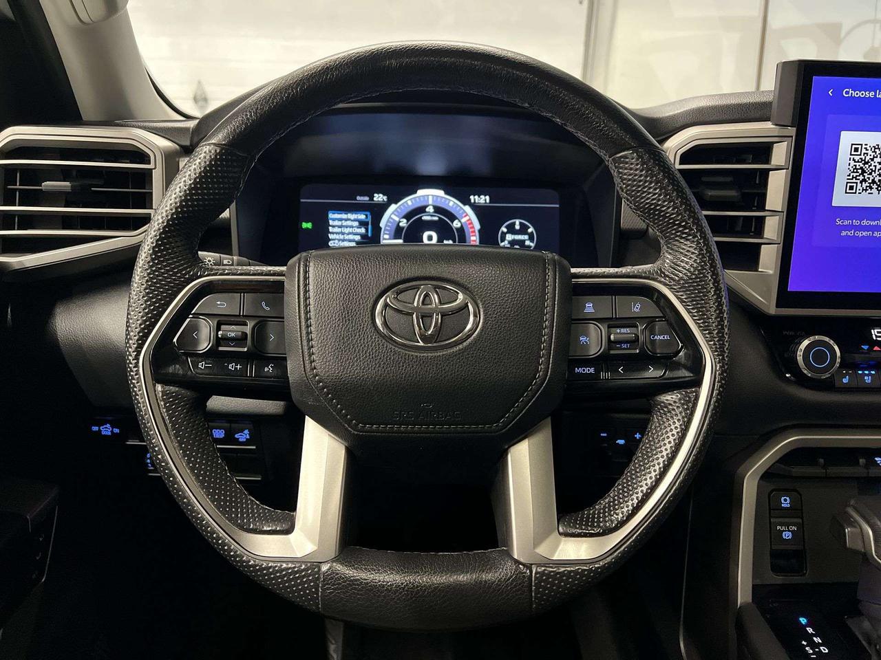 2024 Toyota Tundra LIMITED 4X4 | CREW | COOLED LEATHER | PANO ROOF Photo