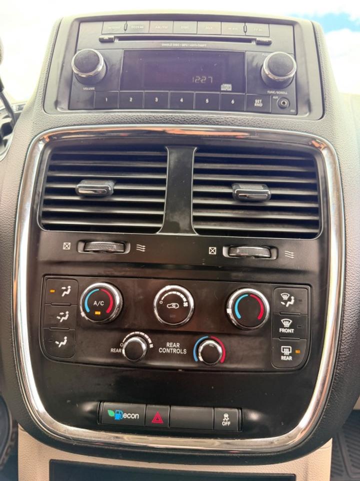 2013 Dodge Grand Caravan SE Front-wheel Drive Passenger Van Automatic Photo