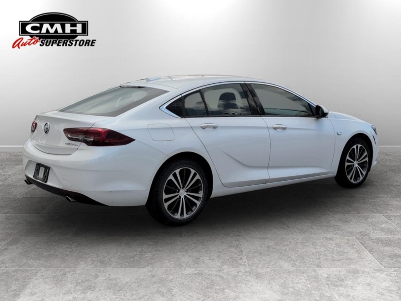 2019 Buick Regal Sportback Preferred II Photo