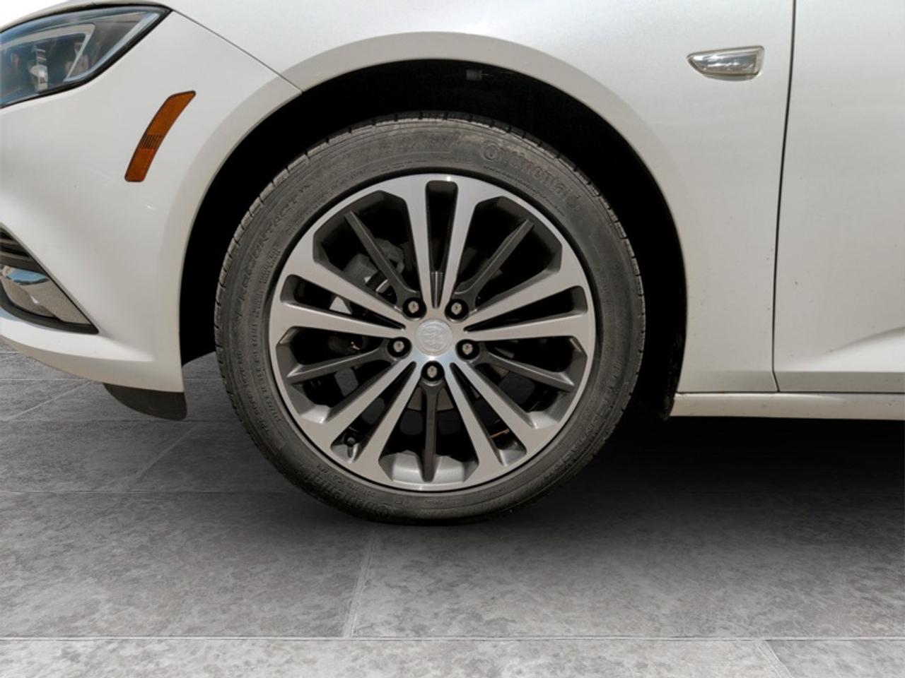 2019 Buick Regal Sportback Preferred II Photo
