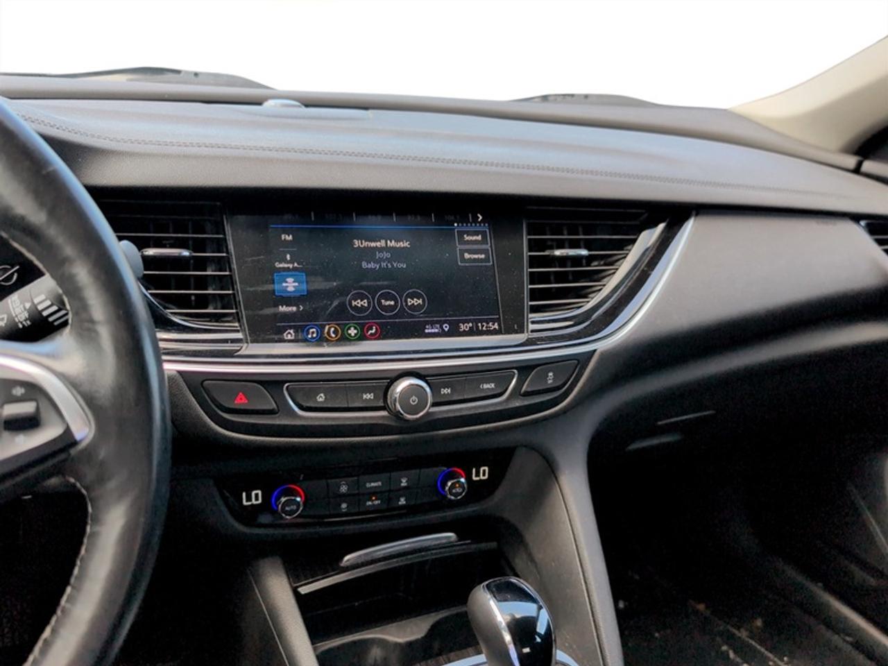 2019 Buick Regal Sportback Preferred II Photo