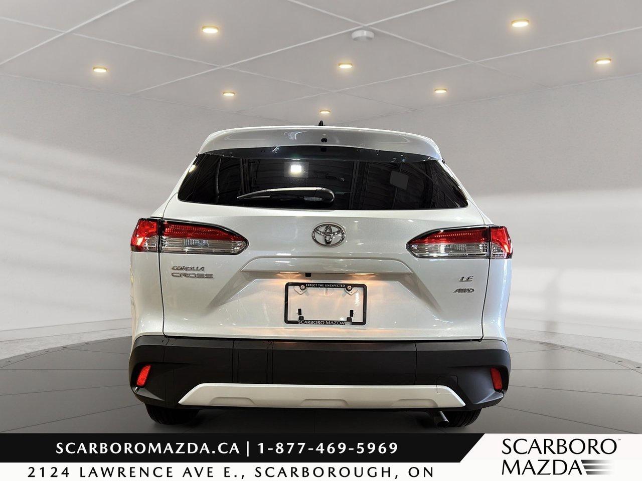 2025 Toyota Corolla Cross LE Photo