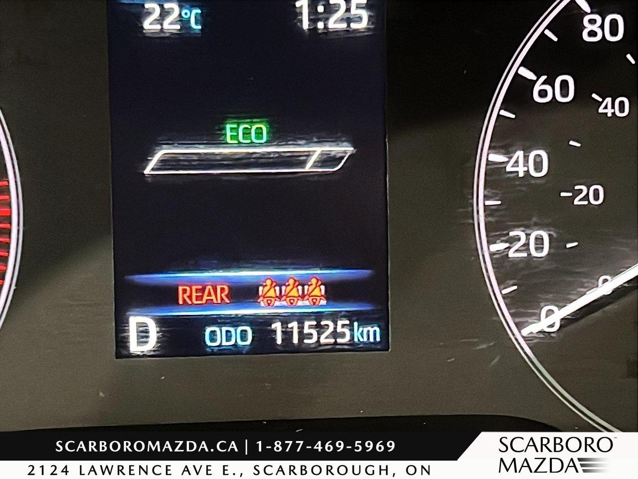 2025 Toyota Corolla Cross LE Photo