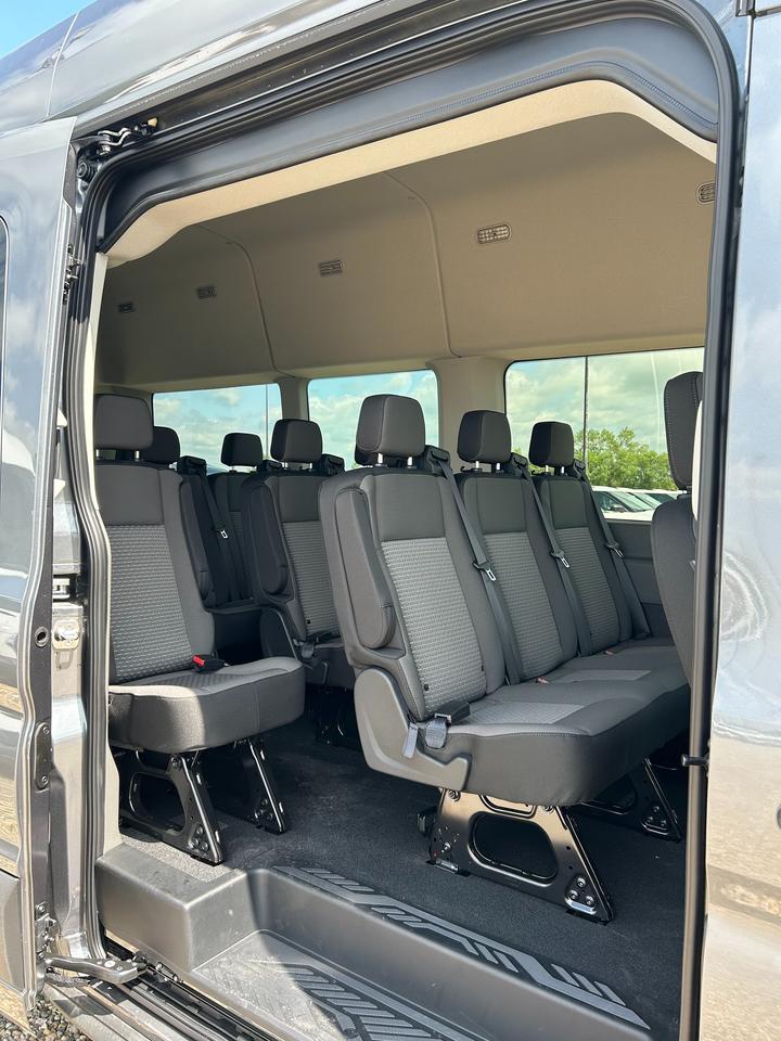 2026 Ford Transit Passenger Wagon XLT T-350 HD 148 EL High Roof  DRW AWD 302A Photo