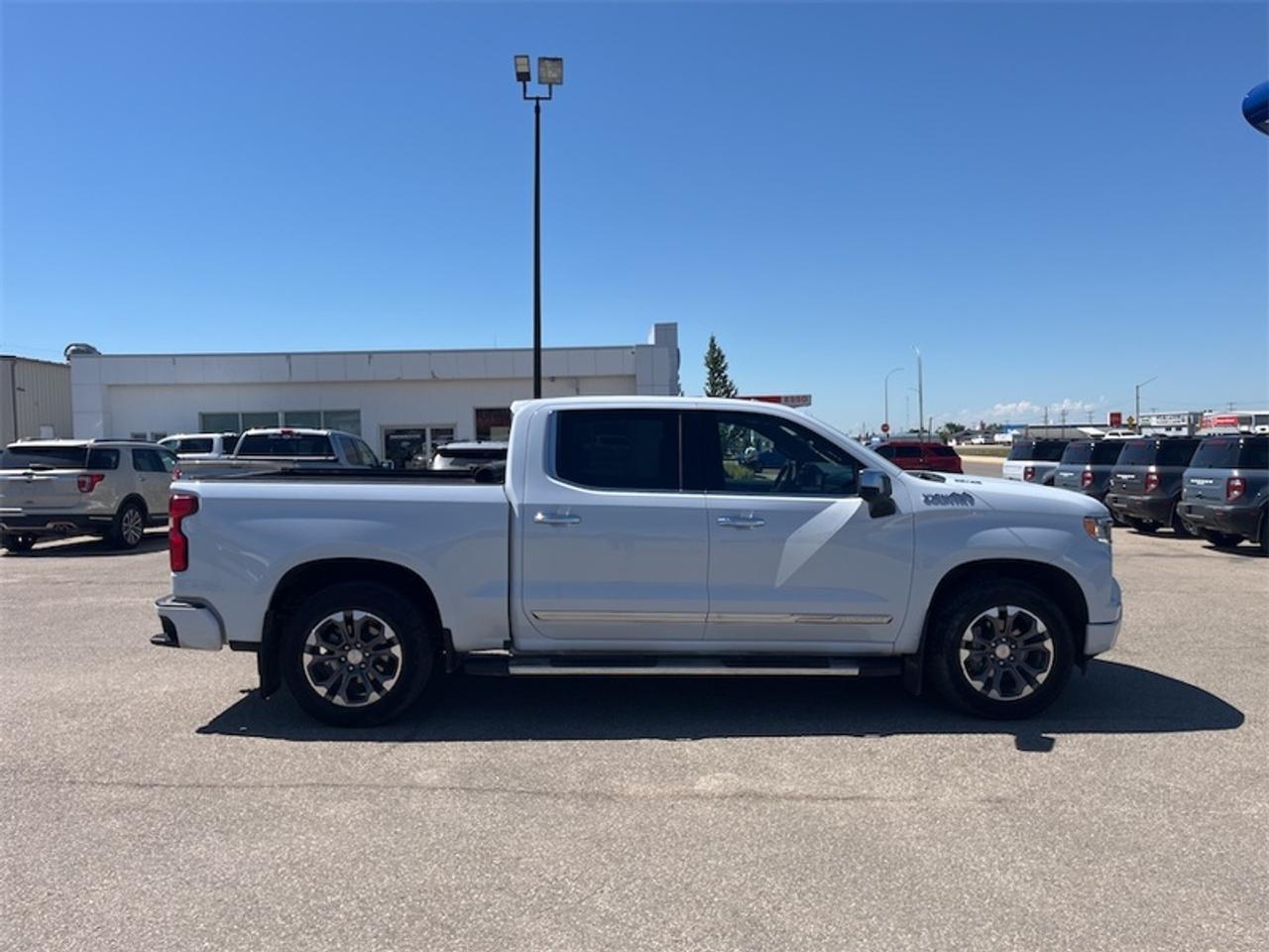 2026 Chevrolet Silverado 1500 High Country  -  Premium Audio Photo1