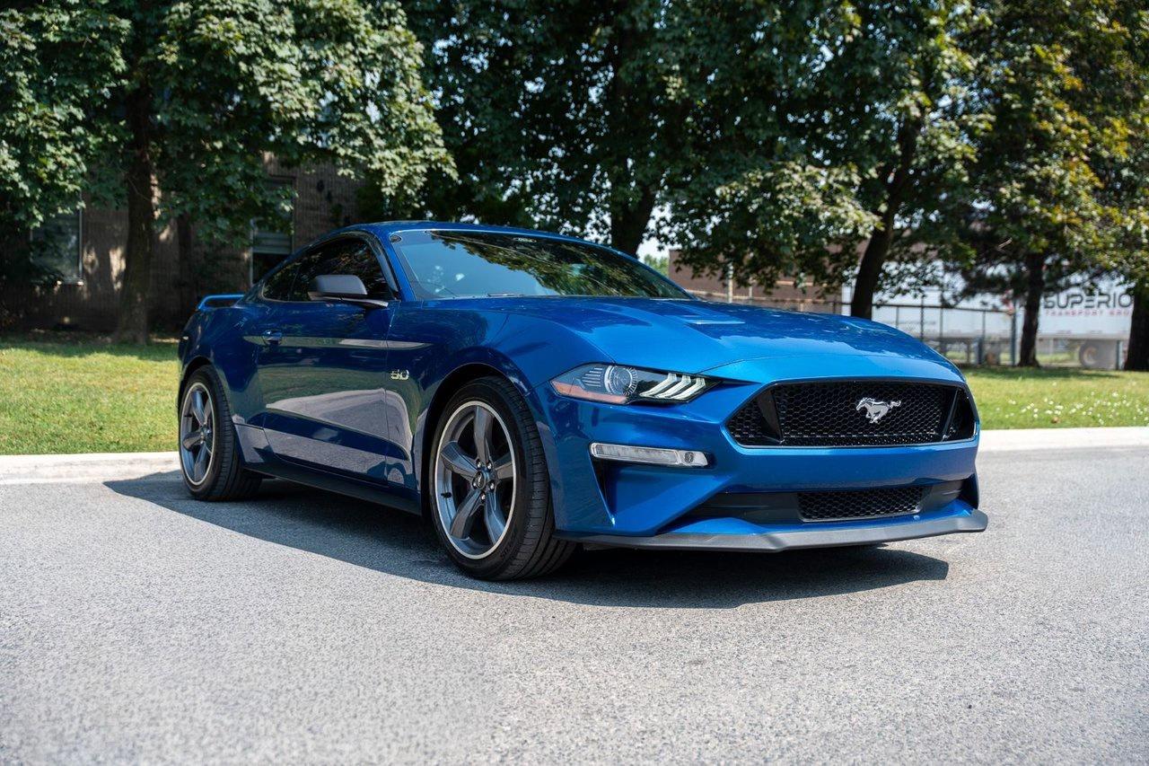 2022 Ford Mustang GT Fastback Photo2