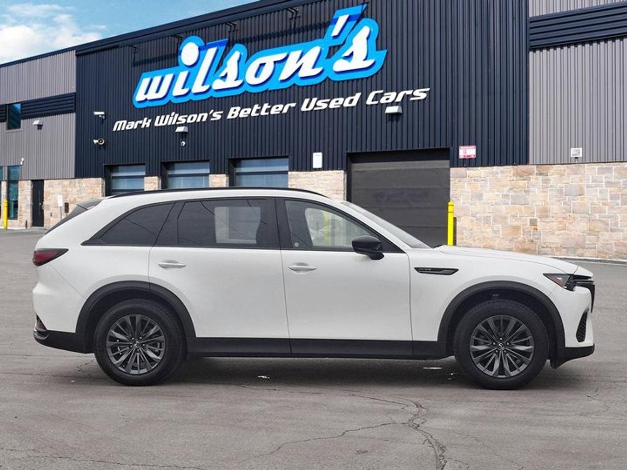 2025 Mazda CX-70 MHEV GS-L AWD | Leather | Sunroof | Adaptive Cruise | Heated Wheel + Seats | CarPlay + Android and More ! Photo