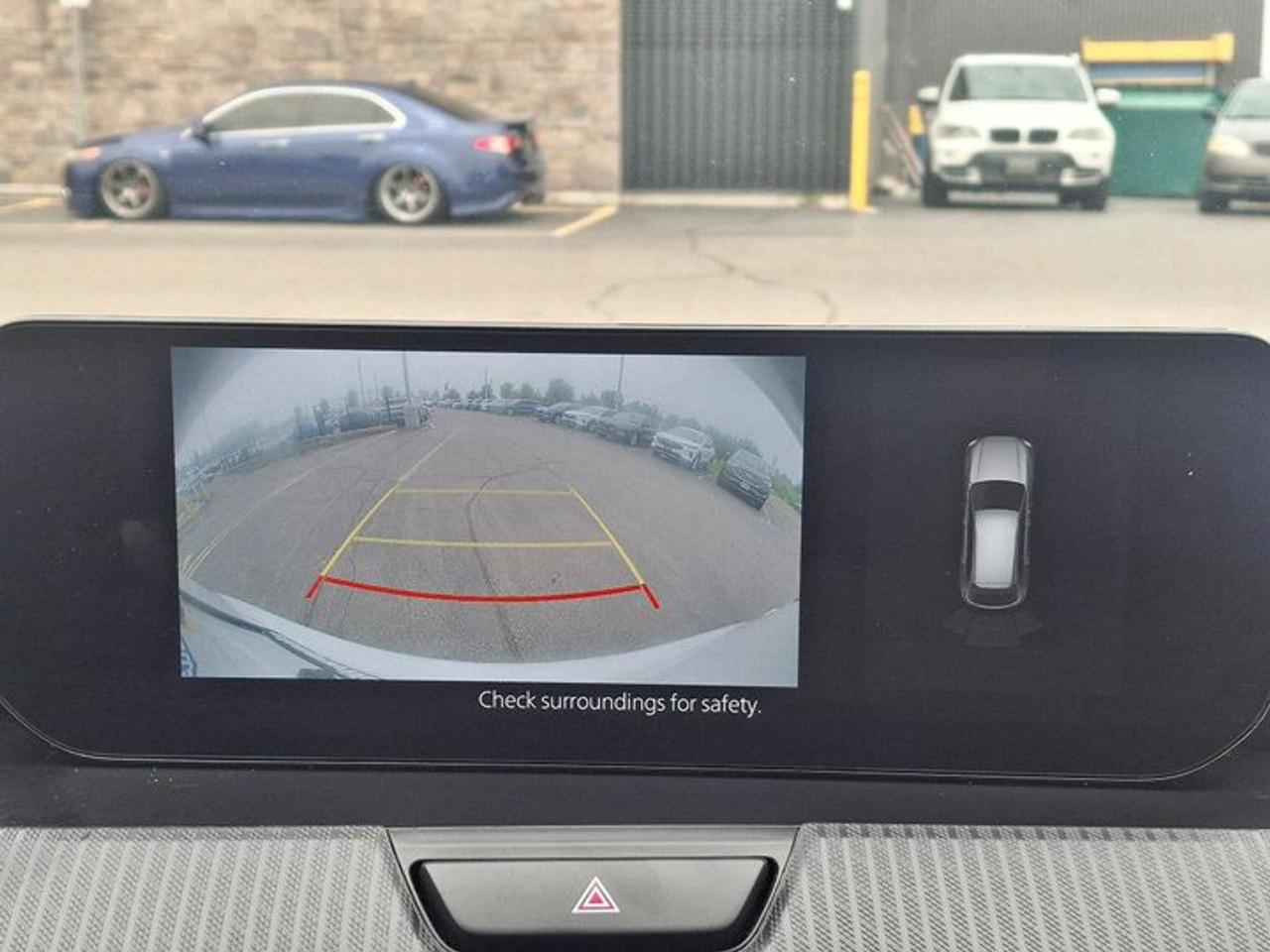 2025 Mazda CX-70 MHEV GS-L AWD | Leather | Sunroof | Adaptive Cruise | Heated Wheel + Seats | CarPlay + Android and More ! Photo