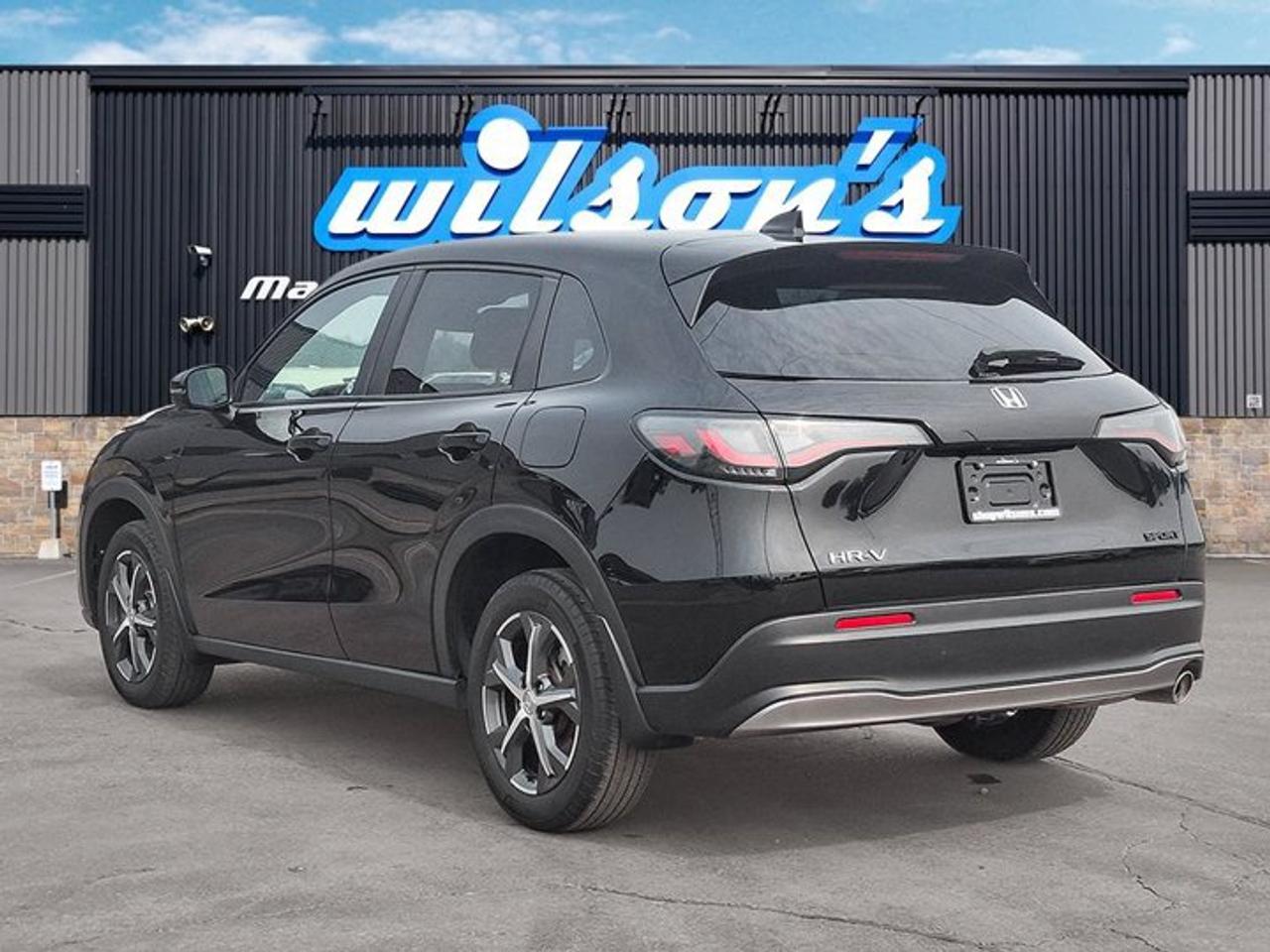 2024 Honda HR-V Sport-B AWD | Heated Seats + Steering | Sunroof | Adaptive Cruise | Carplay + Android Auto and More! Photo2
