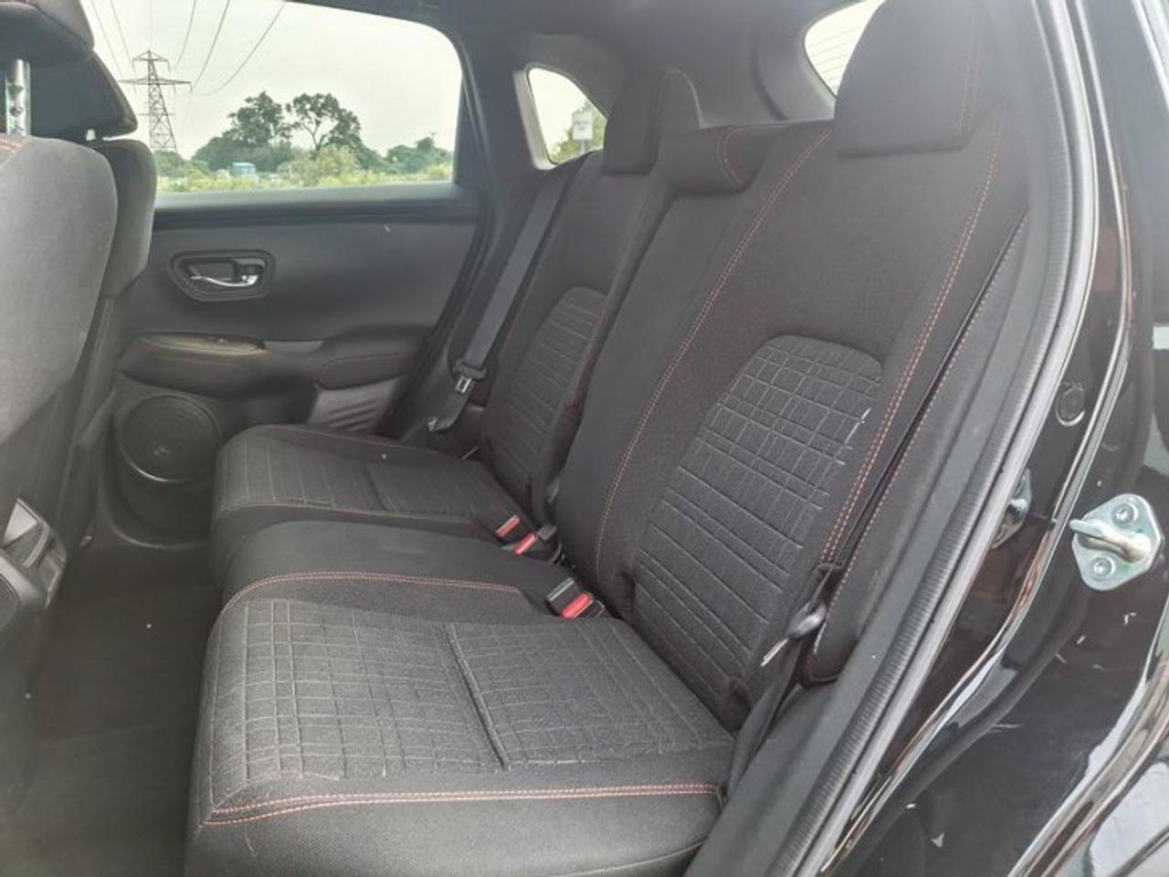 2024 Honda HR-V Sport-B AWD | Heated Seats + Steering | Sunroof | Adaptive Cruise | Carplay + Android Auto and More! Photo