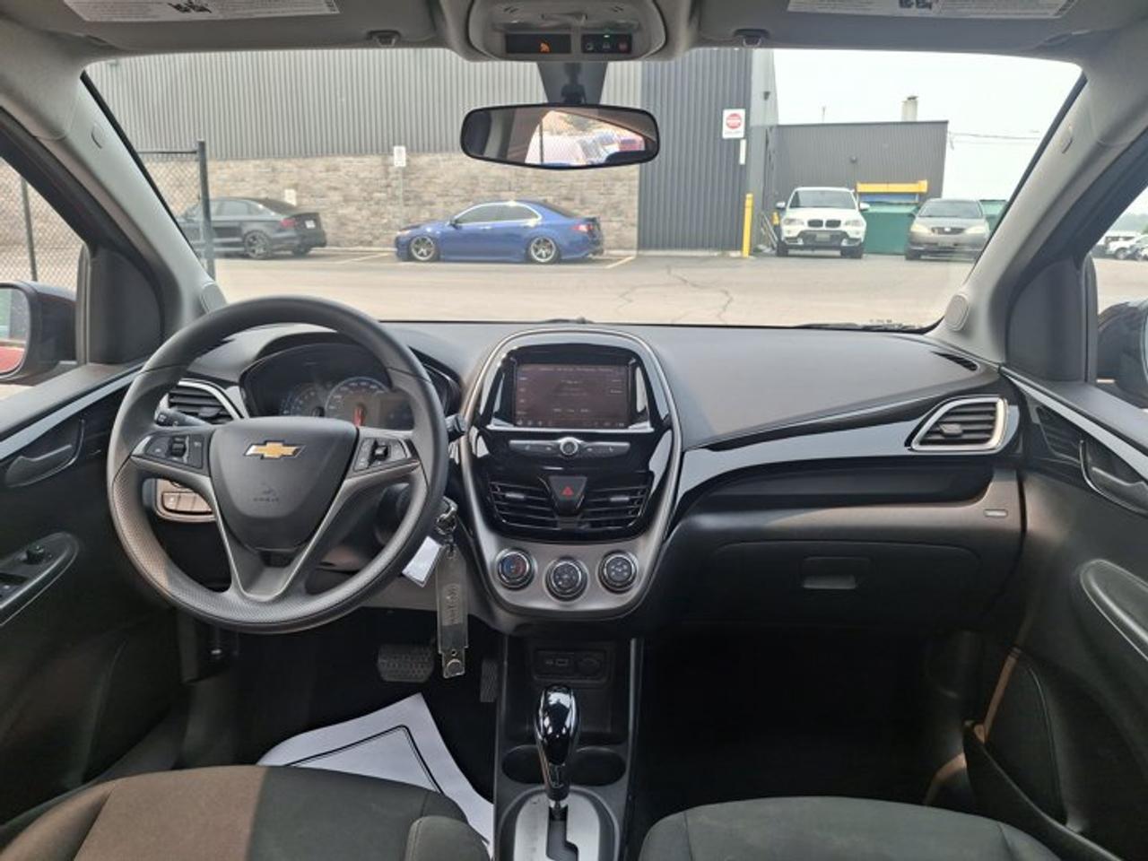 2021 Chevrolet Spark 1LT Sport Edition | Two Tone | CarPlay | Air Conditioning | Cruise Control | Alloy Wheels and More ! Photo