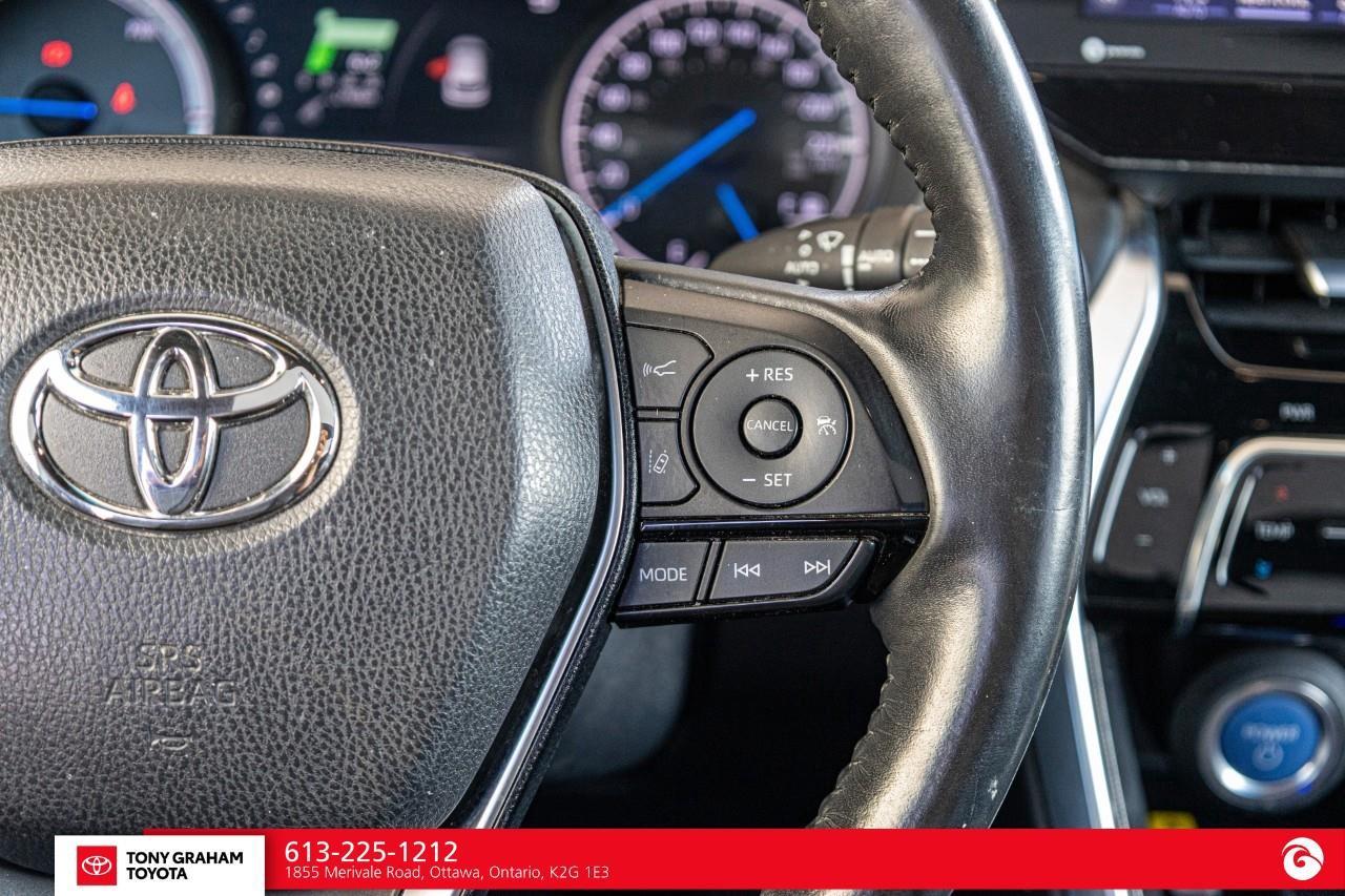 2021 Toyota Venza LIMITED Photo