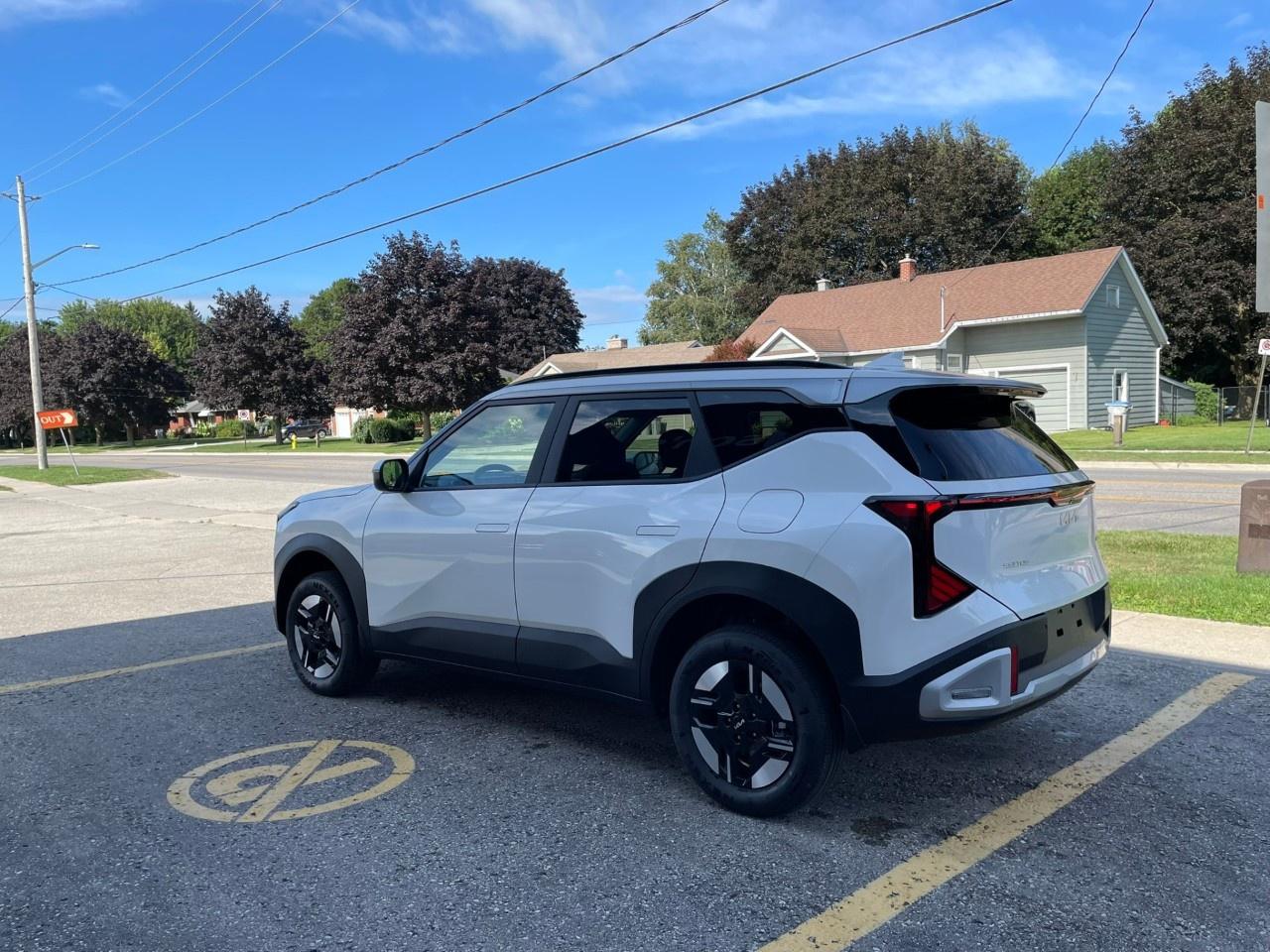 2027 Kia Seltos LX AWD [5HW52J61QBS0DD053] Photo