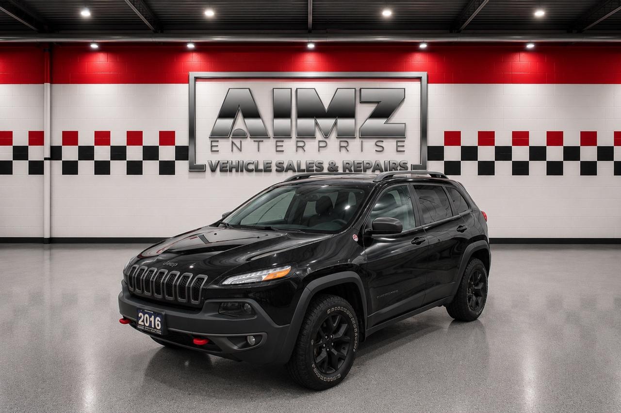 2016 Jeep Cherokee Trailhawk Photo0