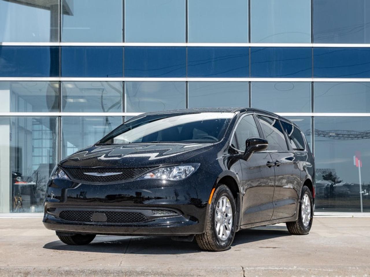 2026 Dodge Grand Caravan SXT Photo5