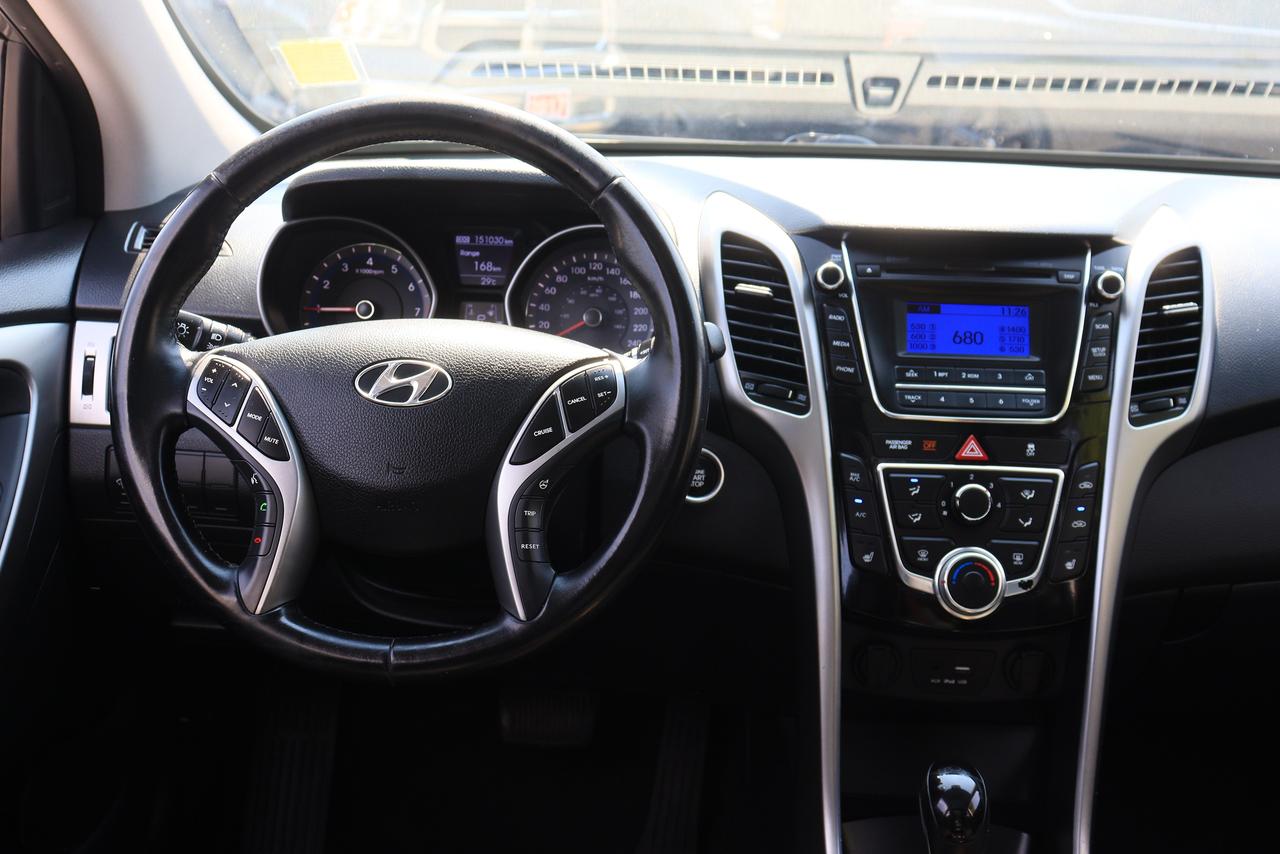 2016 Hyundai Elantra GT GLS | Auto | Pano Roof | Bluetooth | Alloys & More Photo70