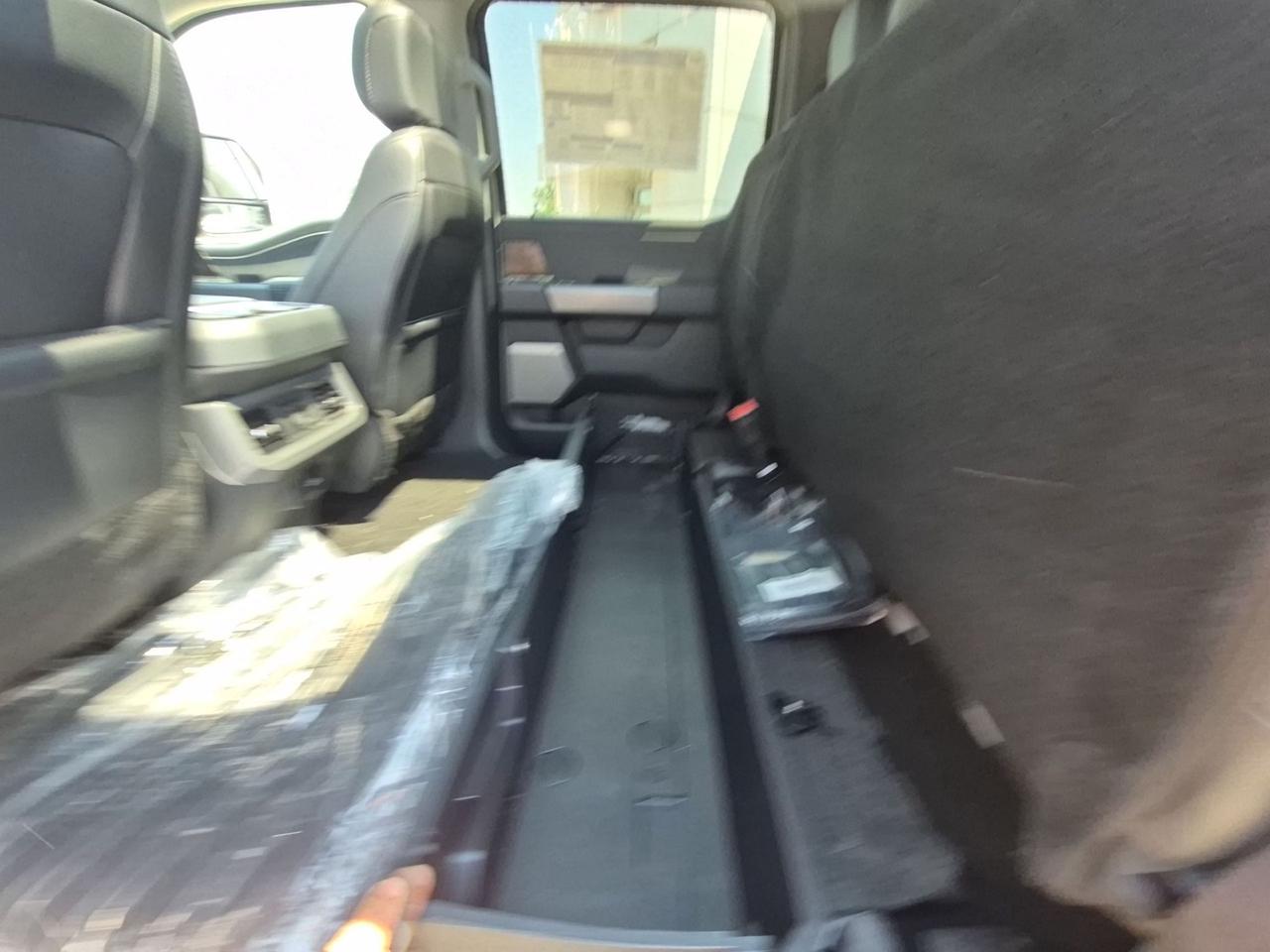 2026 Ford F-250 LARIAT, 6.7L DIESEL, ULTIMATE/PREMIUM PKG,MOONROOF Photo
