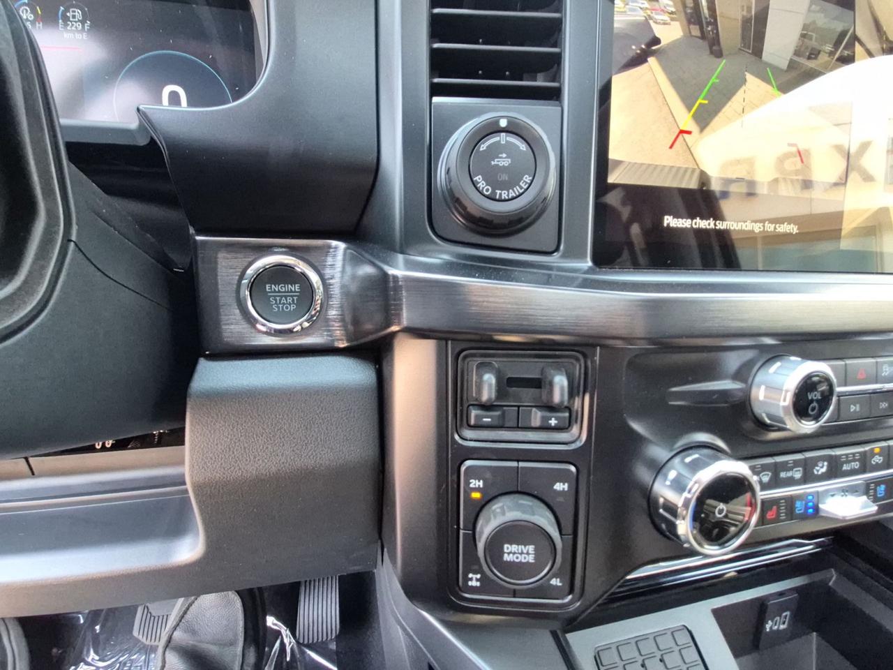 2026 Ford F-250 LARIAT, 6.7L DIESEL, ULTIMATE/PREMIUM PKG,MOONROOF Photo