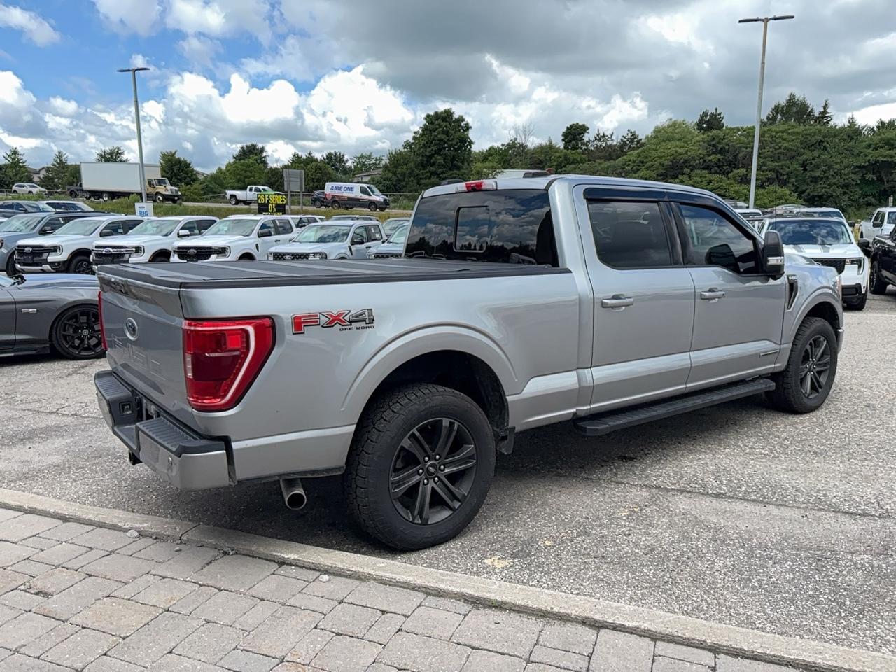 2022 Ford F-150 302A, HEATED SEATS, POWERBOOST HYBRID ENGINE! RARE Photo4