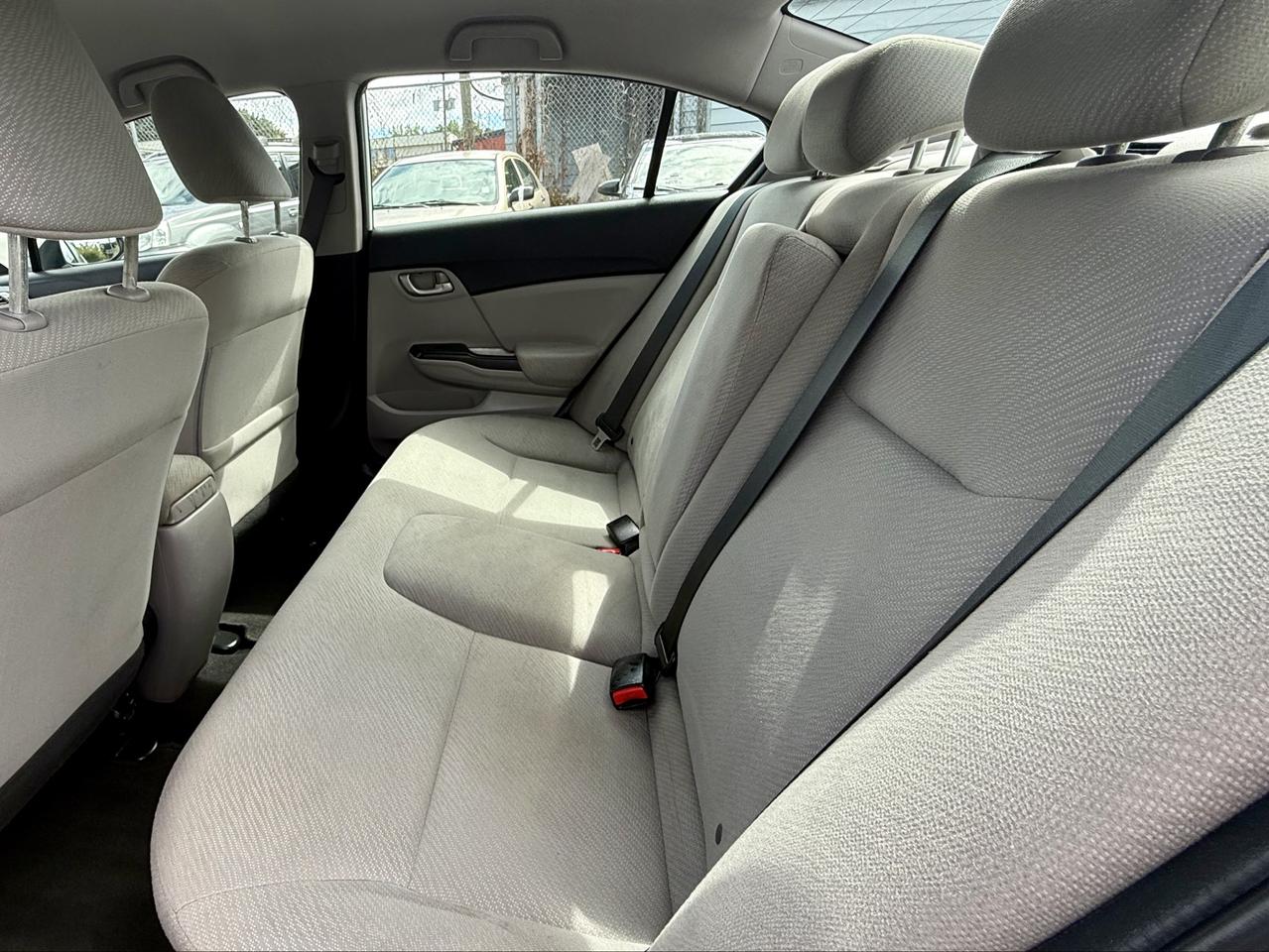 2013 Honda Civic FINANCING AVAILABLE Photo14