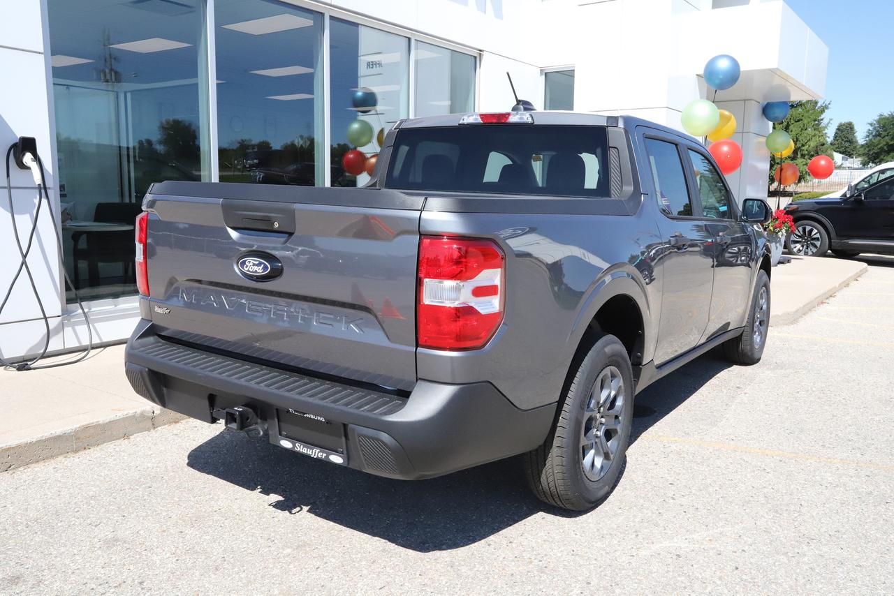 2026 Ford Maverick XLT AWD SuperCrew Photo3