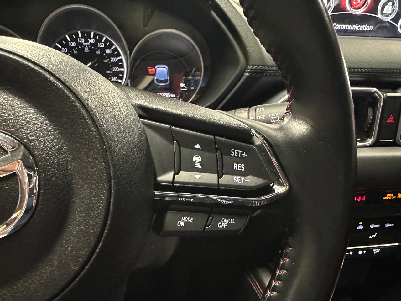 2021 Mazda CX-5 KURO EDITION / ONE OWNER / CLEAN CARFAX / AWD Photo