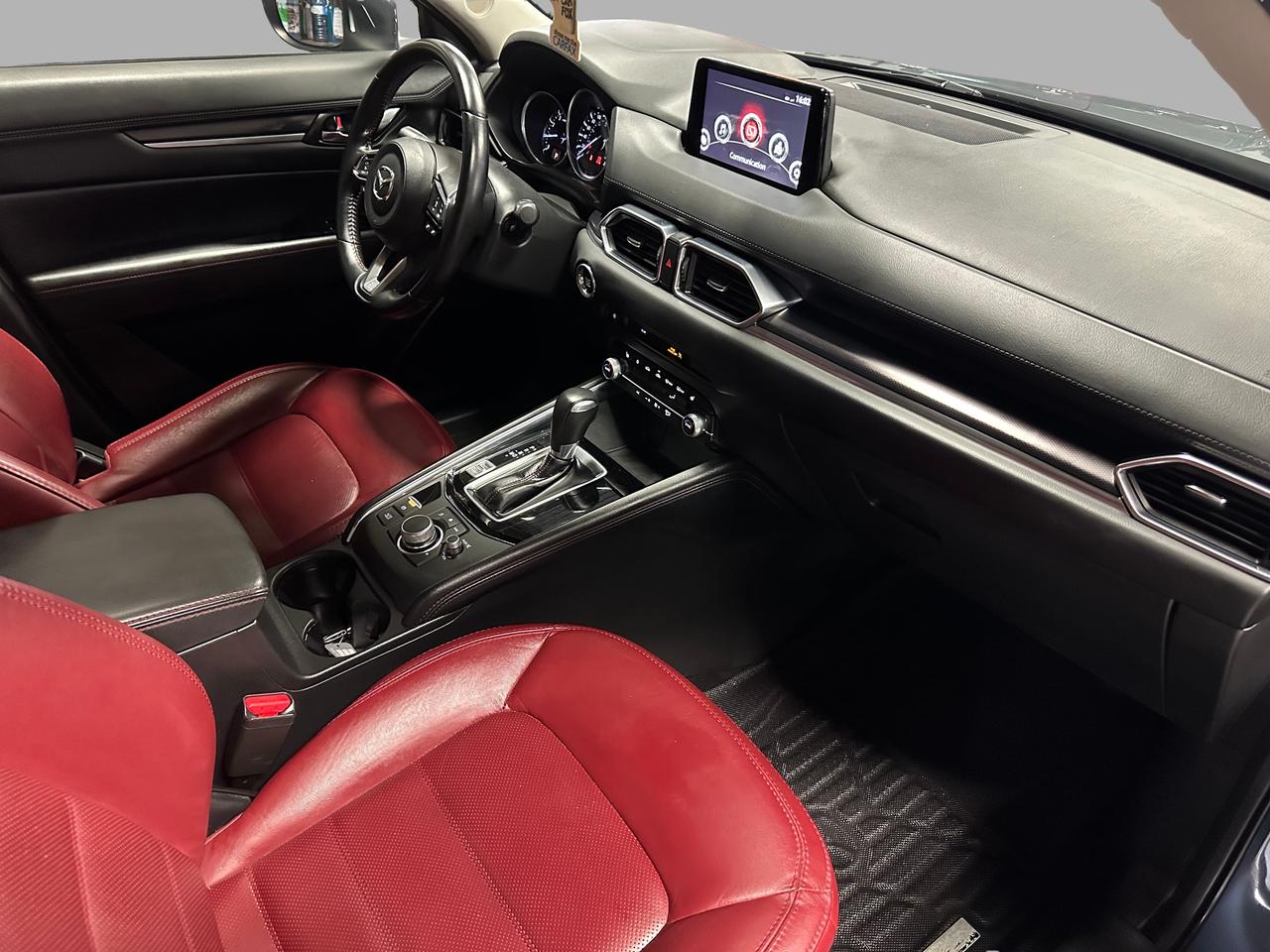 2021 Mazda CX-5 KURO EDITION / ONE OWNER / CLEAN CARFAX / AWD Photo