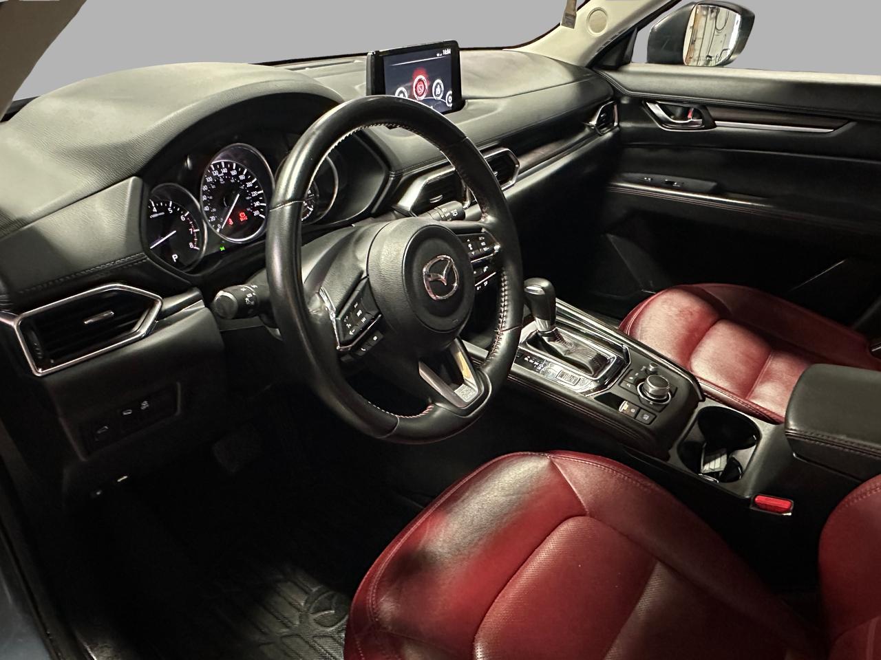 2021 Mazda CX-5 KURO EDITION / ONE OWNER / CLEAN CARFAX / AWD Photo