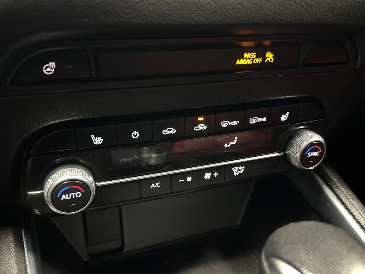 2021 Mazda CX-5 KURO EDITION / ONE OWNER / CLEAN CARFAX / AWD Photo