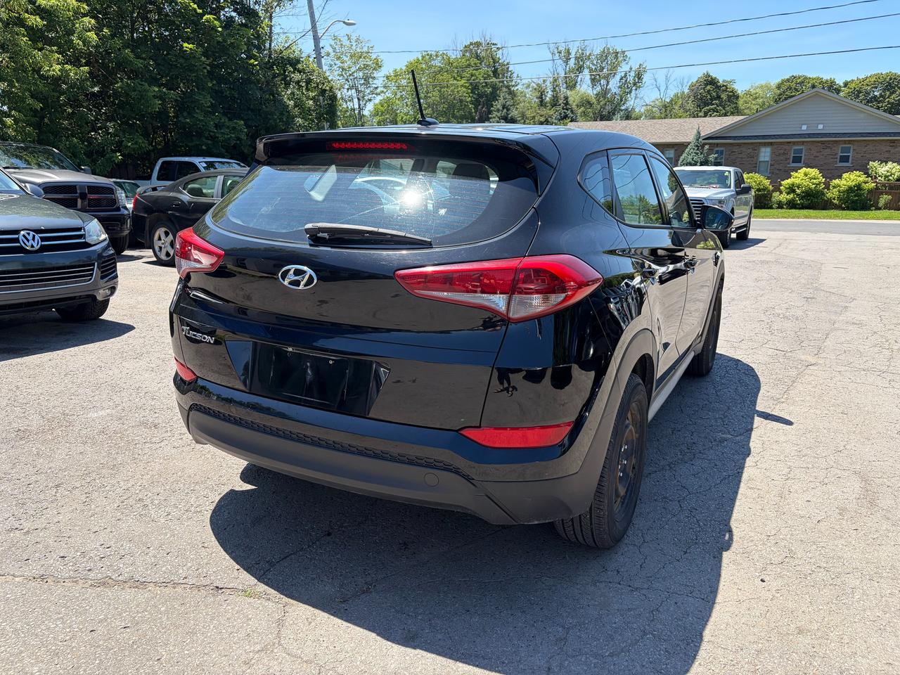 2017 Hyundai Tucson FWD 4DR 2.0L - Photo #6