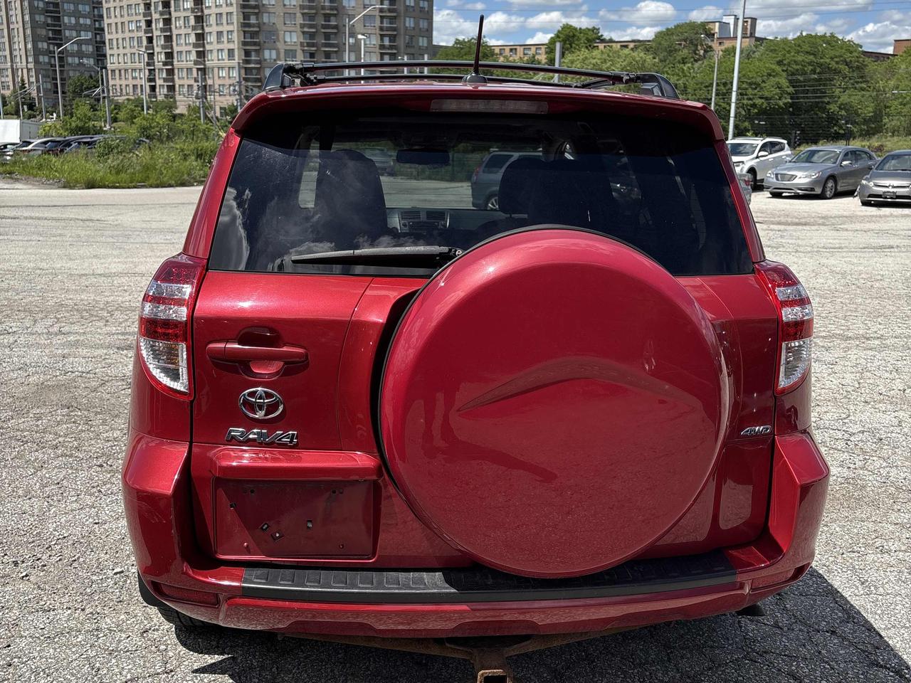 2011 Toyota RAV4 ONE OWNER! DEALER SERVICED, SUNROOF, 4WD, LEATHER! Photo